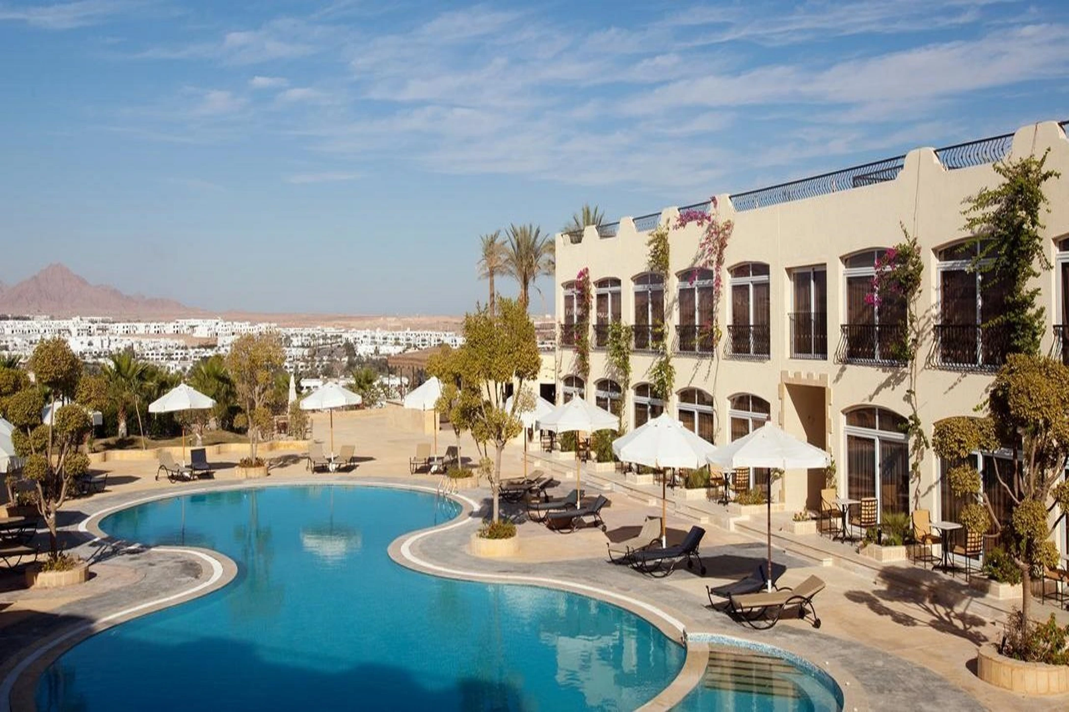 Royal Naama